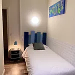 Le Centre 2*