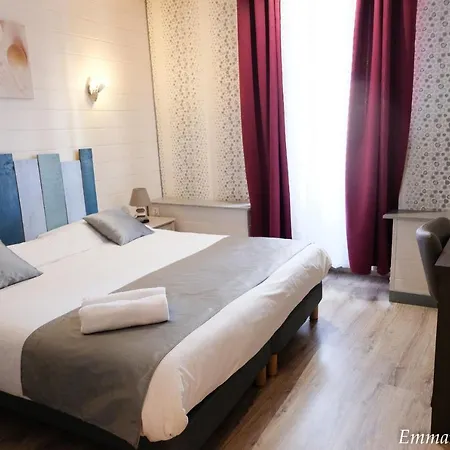 Le Centre Hotel 2*