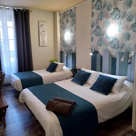 Le Centre Hotel 2*