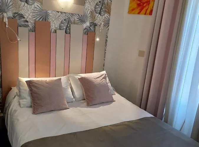 Le Centre 2* Les Herbiers